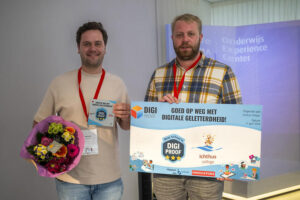Overhandiging DIGI-proof keurmerk Ichthus College Kampen