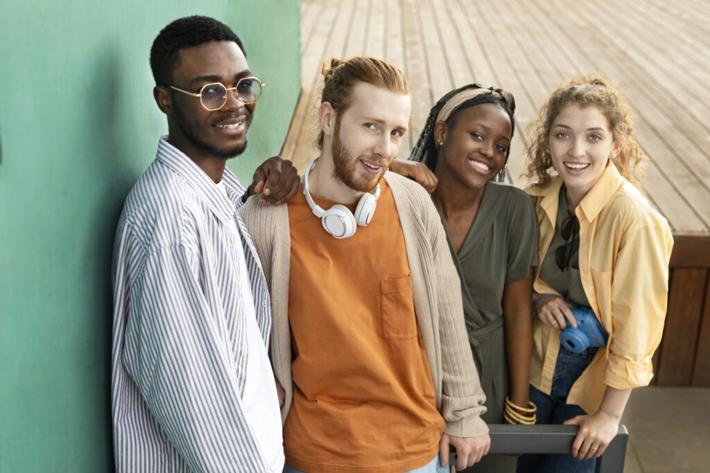 medium-shot-friends-posing-together